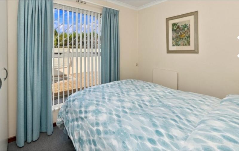 To Let 3 Bedroom Property for Rent in Sunningdale Western Cape